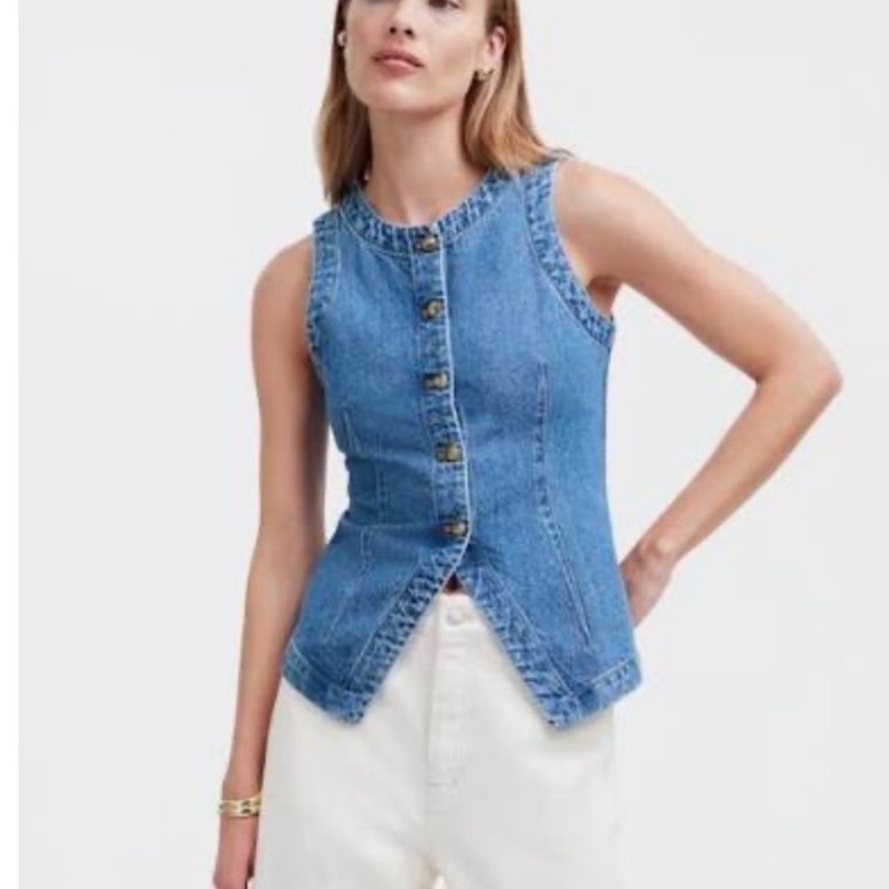 Madewell Denim Crewneck Vest in Java Wash - Picture 3 of 8